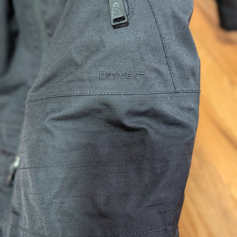The North Face Women's Insulated Ancha Parka jacket - Picture 4 of 8